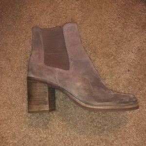 Dolce Vita Grey Boots